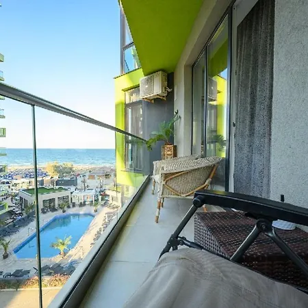 Appartamento T&v Mamaia Nord Năvodari