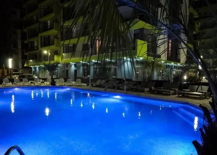 T&v Mamaia Nord דירה